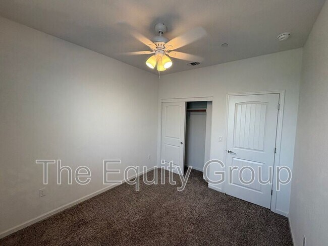 Photo - 1105 W Sedona Ave