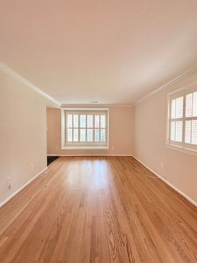 Photo - 6718 Kenwood Forest Ln