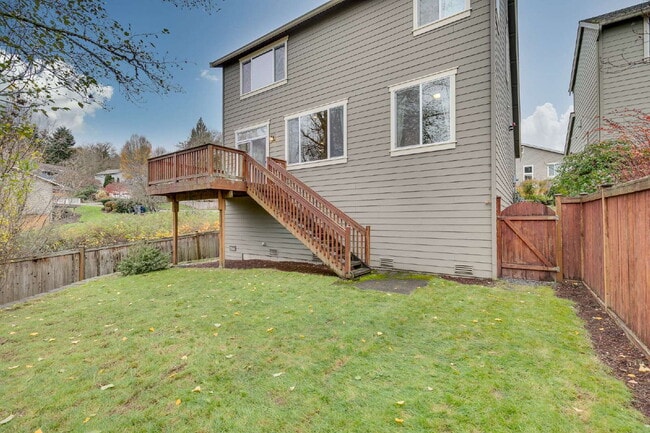 Photo - Spacious 4 bedroom home in Redmond!