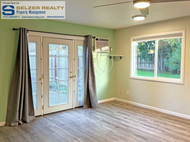 Photo - 1521-1523 Talmage Ct Unit 1523