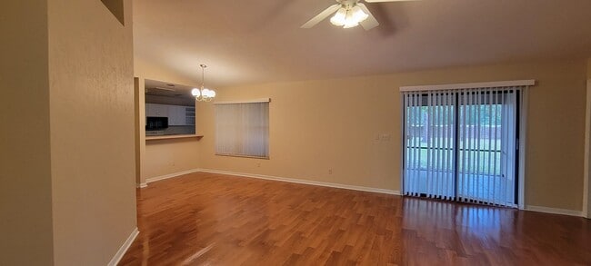 Photo - 3/2: Enjoy this nice spacious home in Sunrise.