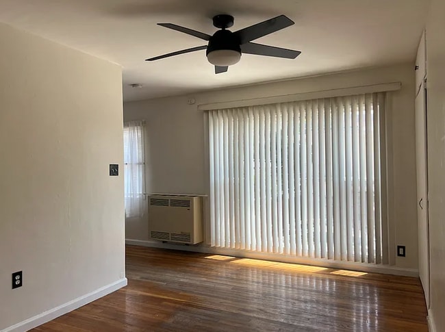 Building Photo - 1327 N Orange Dr Rental