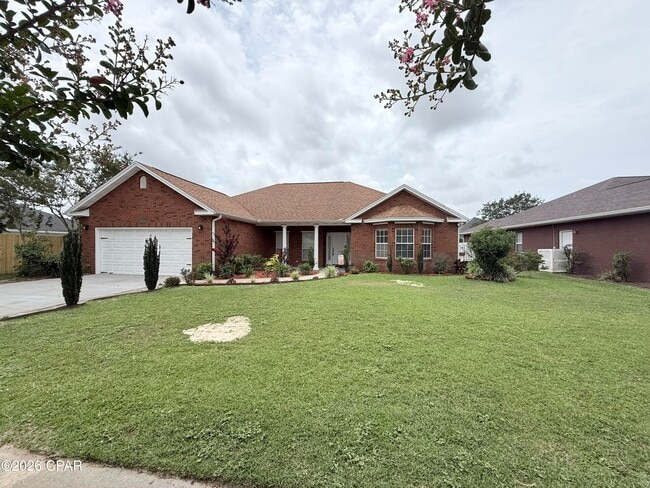 Building Photo - 3719 Bay Tree Rd