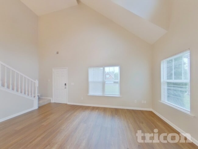 Photo - 1444 Bern Dr