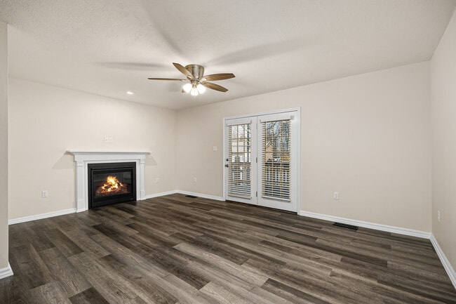 Sala de estar - 101 Center Grange Rd