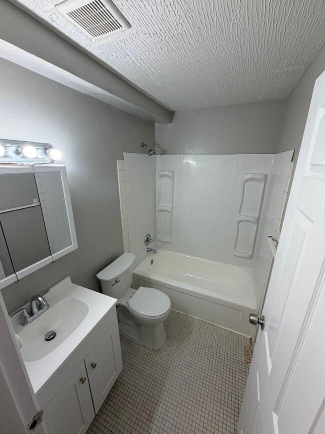 Bathroom - Stewart Woods