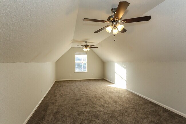 Photo - 4140 Amherst Dr