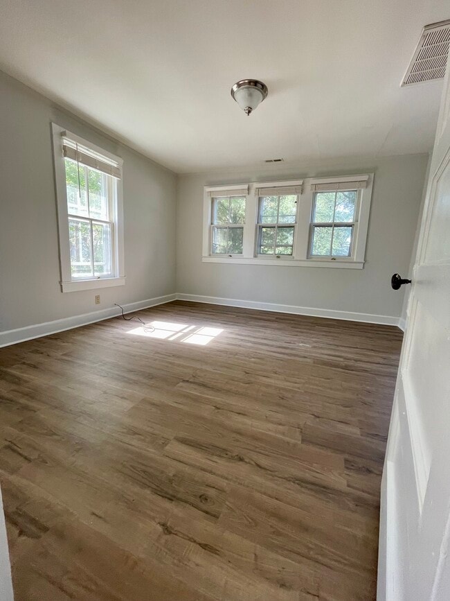 Photo - 310 N Bennett St Unit 2