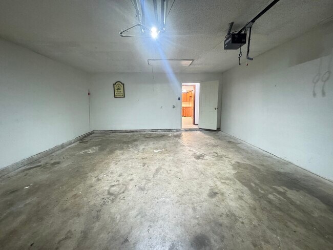 Photo - 9915 Larkspur Ln Unit 9915