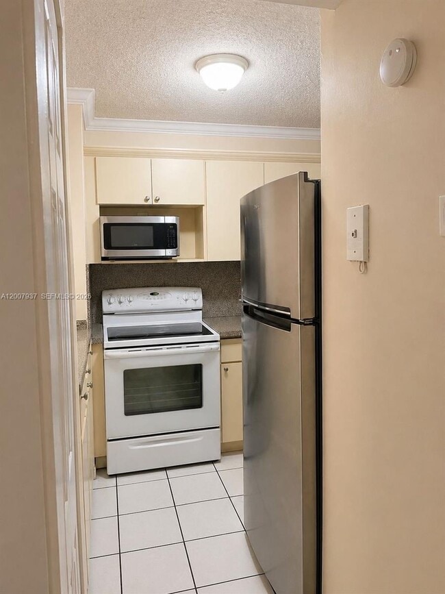 Photo - 310 Fontainebleau Blvd Unit 406