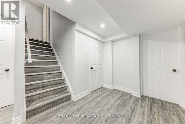 Photo - 836 Fetchison Dr