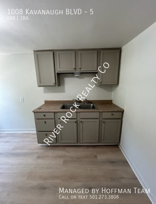 Photo - 1008 Kavanaugh Blvd Unit 5