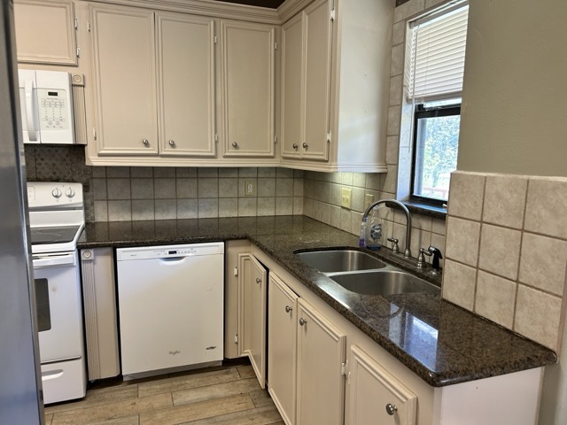 Full kitchen - 22835 FM 1774 Unidad 2 Bdrm 2 Bath Apartment