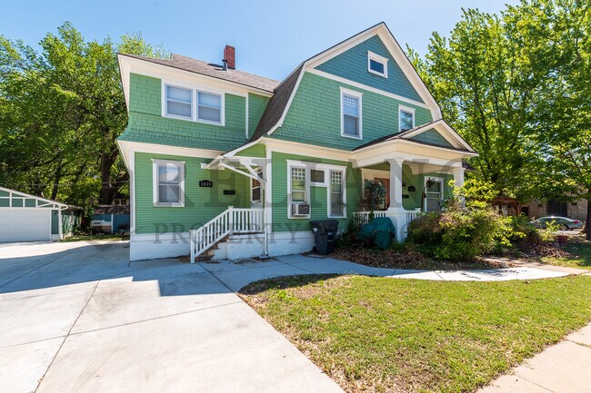 Photo - 1019 W Franklin Ave