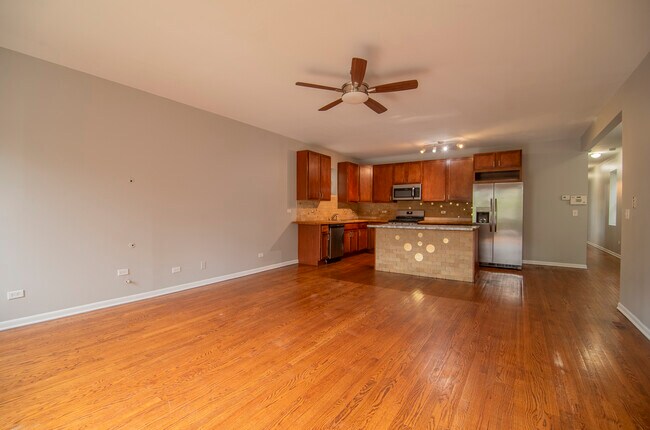 Photo - 2328 W Washington Blvd