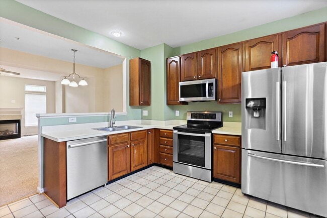 Photo - 570 Eisenhower Dr