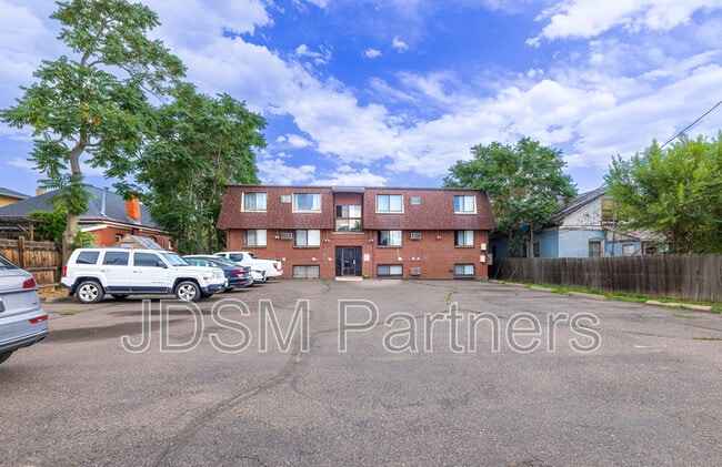 Photo - 2455 Bryant St