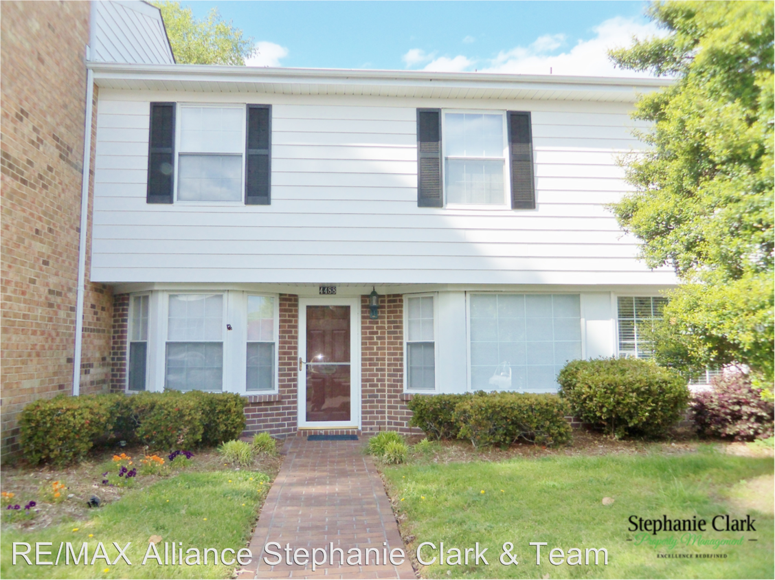 Apartments For In Virginia Beach Va Com Photo 3 Br 2 5 Bath House 4488 Drum Castle Court