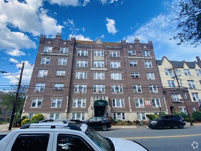 Building Photo - 50 Anderson St Unit E8 Rental