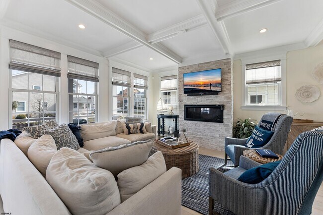 Photo - 202 N Union Ave