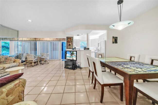 Photo - 2400 S Ocean Dr Unidad 312(availableJan2)