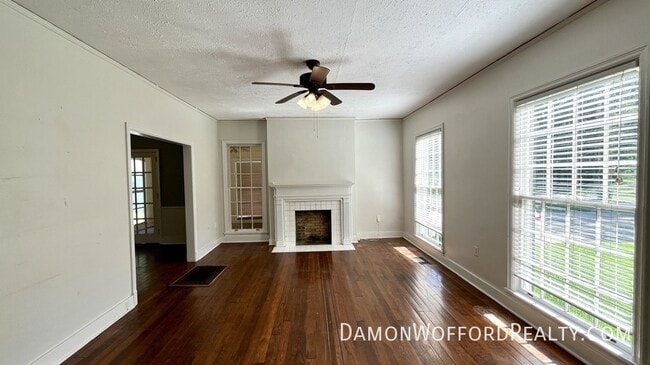 Photo - 3917 N State St