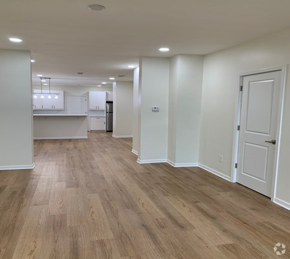 Building Photo - 1732 W Cullerton St Rental