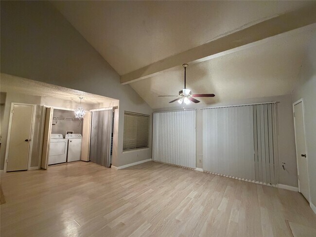 Photo - 12200 Overbrook Ln Unit 25C