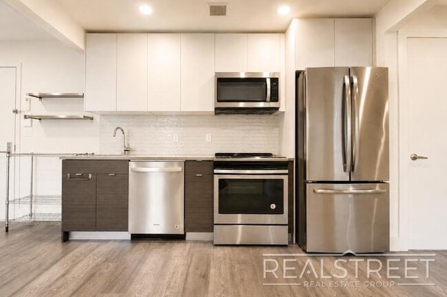 Photo - Stunning 2 BED w/ Balcony in Bushwick! Unit 3F