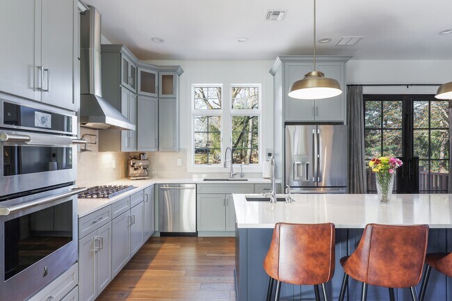 Photo - 333 Mt Airy Rd