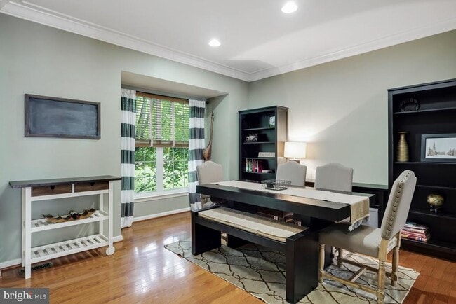 Building Photo - 46209 Walpole Terrace Rental