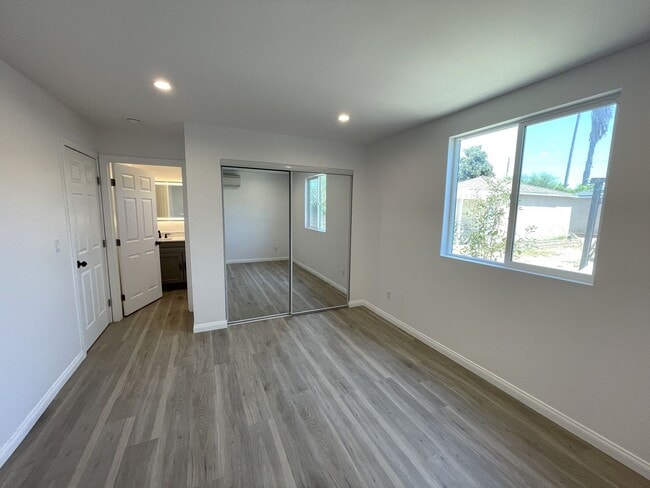 Photo - 14533 Lyle St