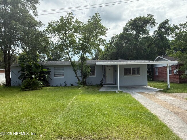 Photo - 1909 Layton Rd