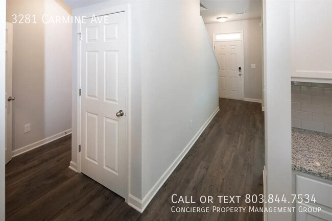 Photo - 3281 Carmine Ave