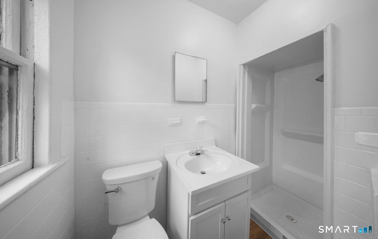 Photo - 39 Granfield Ave