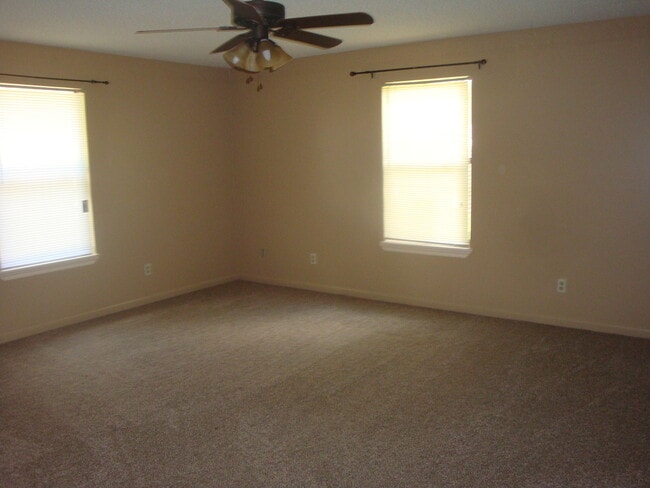 Photo - Tenth 1301 Unit A
