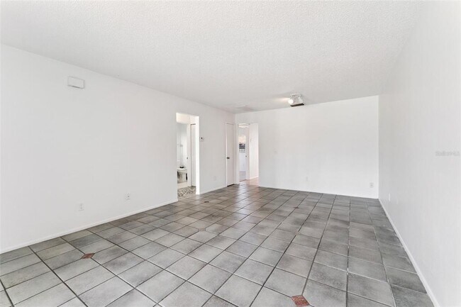 Photo - 8137 Parrot Dr