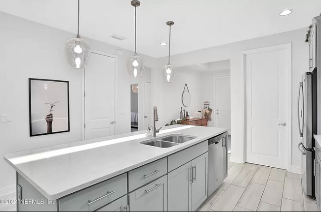 Photo - 326 Vista Lake Cir