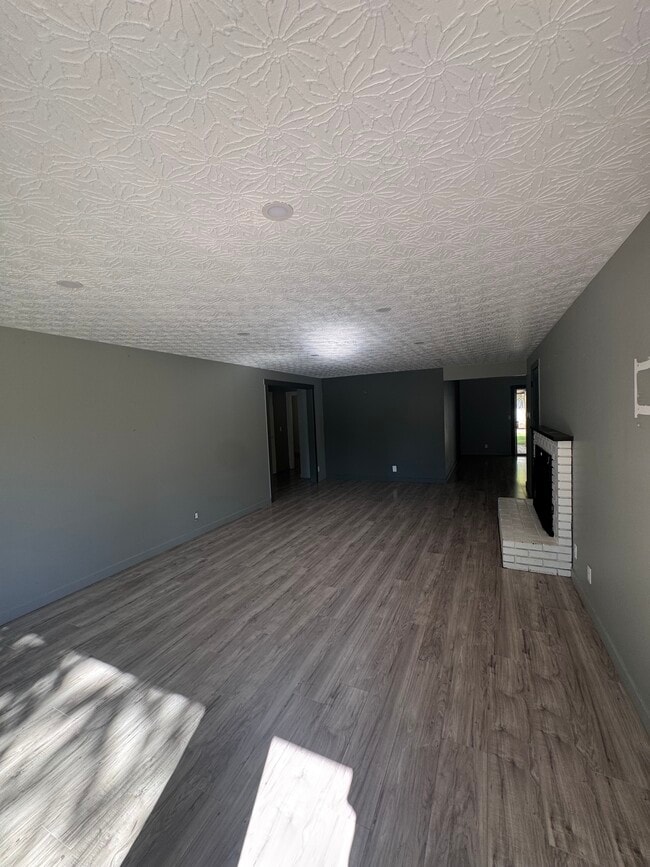 Photo - 1805 SE Anspach St