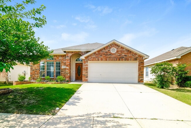 Building Photo - 1005 Fort Apache Dr