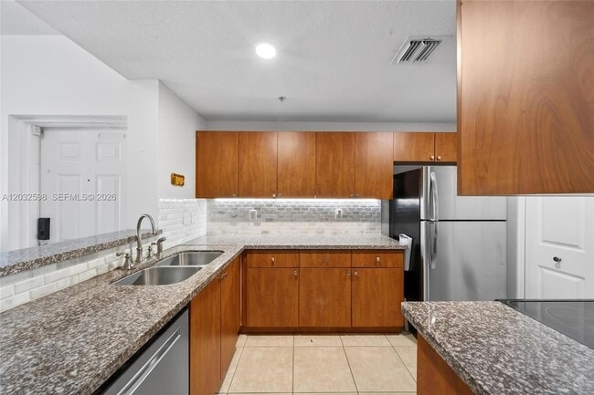 Photo - 6670 NW 114th Ave Unit 602