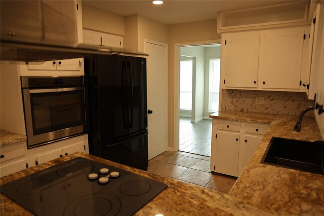 Photo - 1038 Cottage Oak Ln