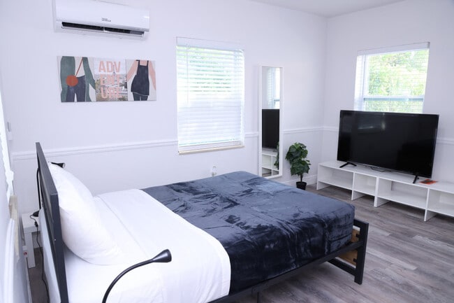 Photo - 1109 Douglas Rd Unidad ID1056523P