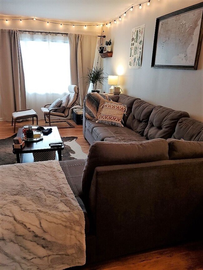 Photo - 1716-1718 Morningside Dr Unit 1718