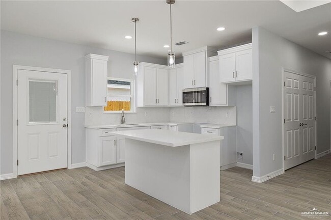 416 E Acacia Ave Unit 2