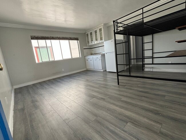 Photo - 2420 Pacific Ave Unit D