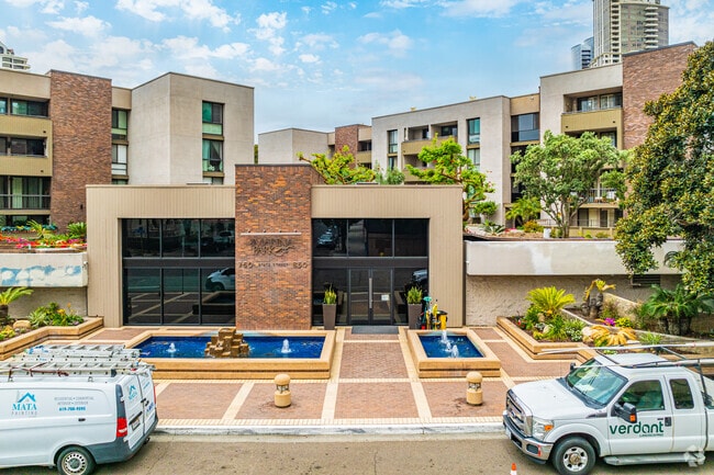 Vista desde la calle - Marina Park