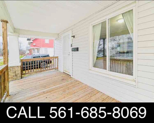 Photo - 435 Margaret St