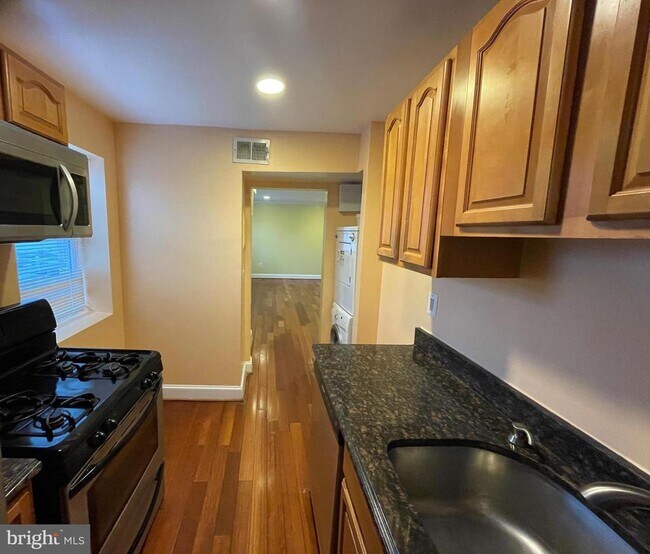 Photo - 3868 9th St SE Unit 202