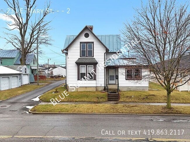 Photo - 231 E Mary St Unit 2